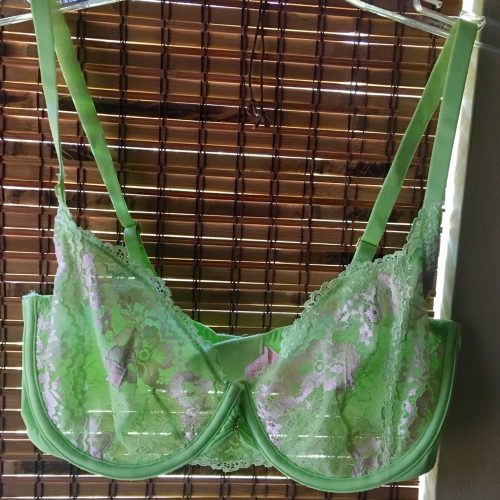 Sexy VS unlined bra